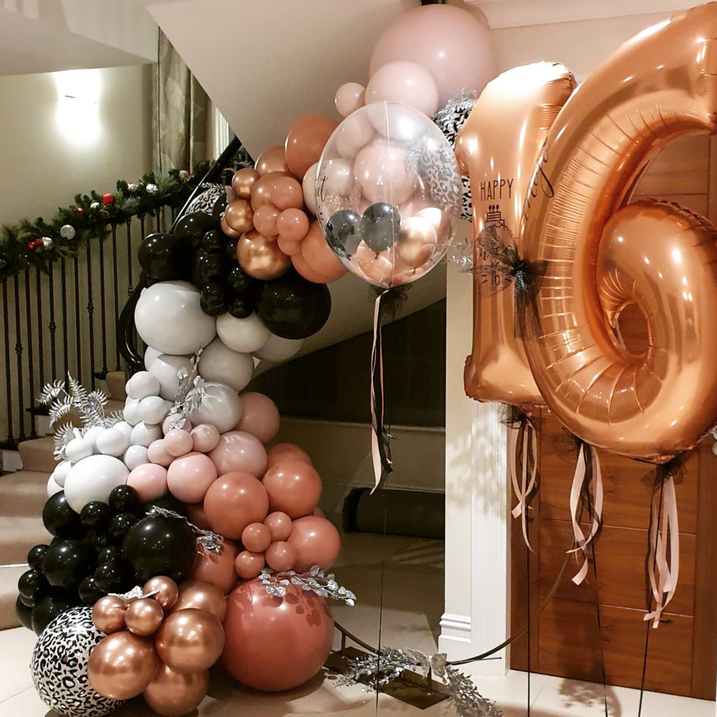 Balloon Hoop for Hire - The Glitzy Balloon Company